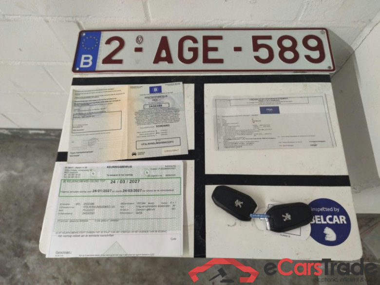 Peugeot 308 SW 1.2 PureTech 130 S&S Allure Pack 5d #4