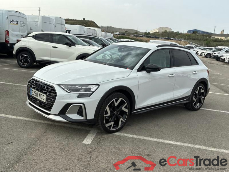 A3 Allstreet Genuine 35 TFSI 110kW Paq Nav/LlaveConf/ Interior S/ Paq Clim/ Paq Confort Pro/ Lla Audi Sport ....