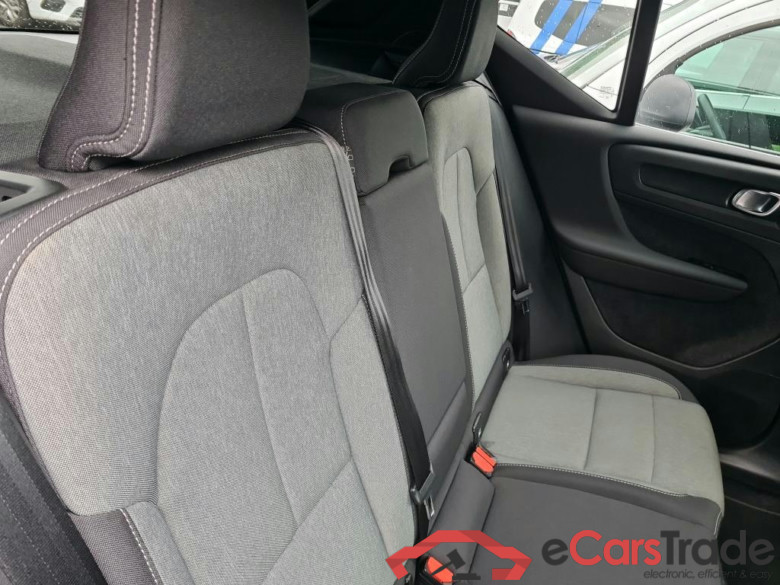 VOLVO XC40 1.5 T4 PHEV CORE DCT #6