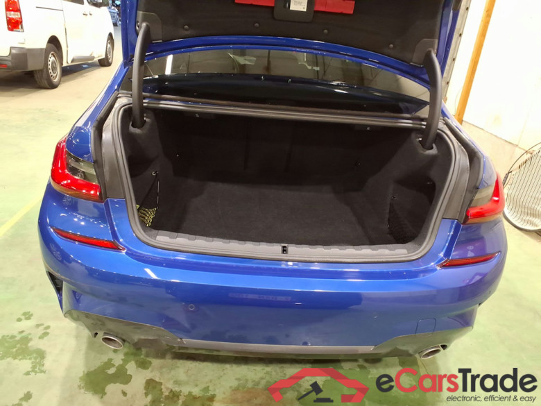 BMW 3 DIESEL - 2019 318 dA AdBlue #3