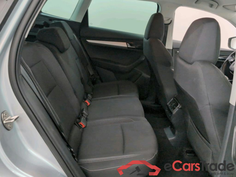SKODA KAROQ 1.0 TSI 81KW CLEVER #6