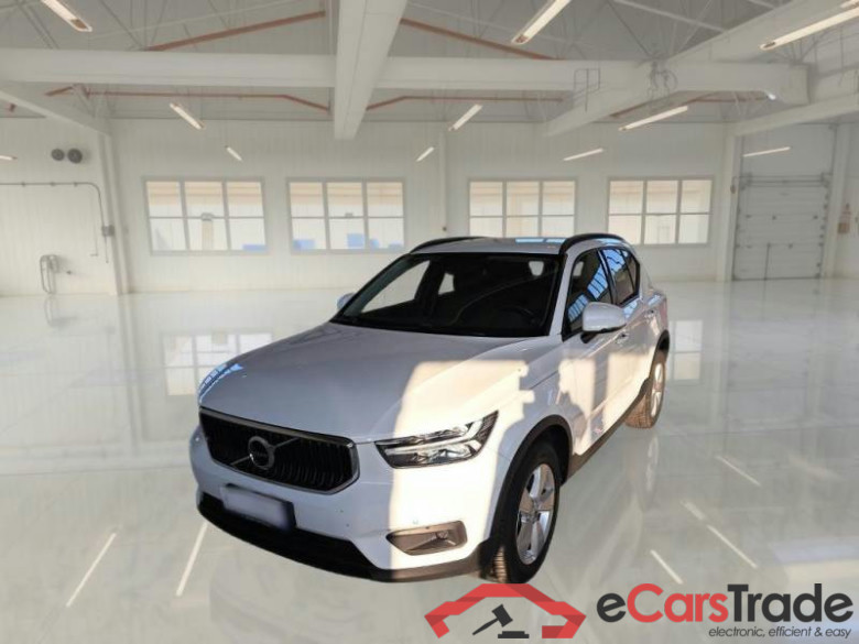 VOLVO XC40 / 2017 / 5P / SUV T3 GEARTRONIC