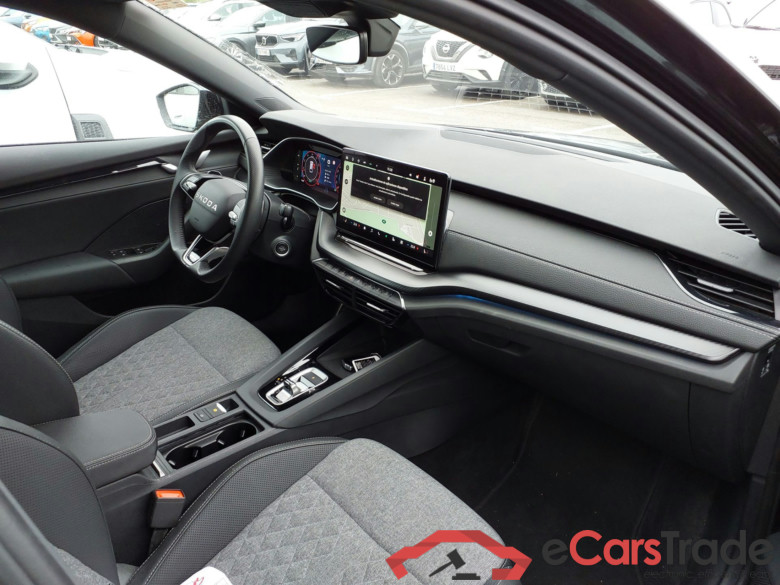SKODA Octavia 1.5 TSI m-HEV 110 kW (150 CV) DSG 7 vel. Combi Sportline(Winterpack) #2
