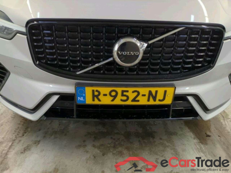 VOLVO XC60 2.0 T6 AWD U. Dark #4