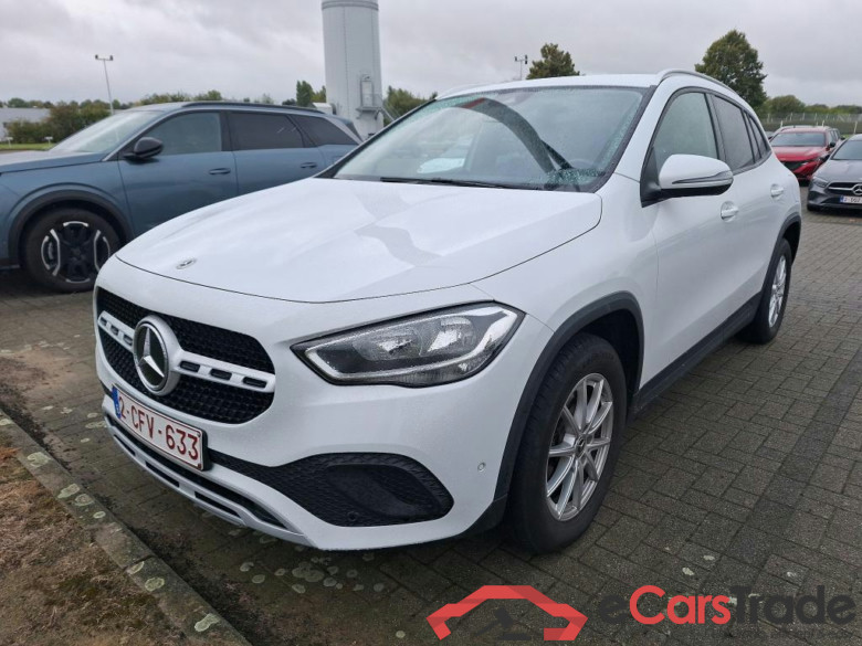 MERCEDES-BENZ GLA - Klasse 2.0 GLA 180 D DCT BUSINESS SOLUTION ESS