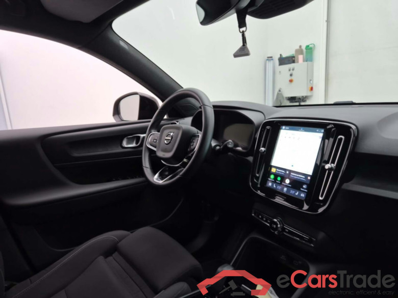 VOLVO XC40 RECHARGE CORE #3