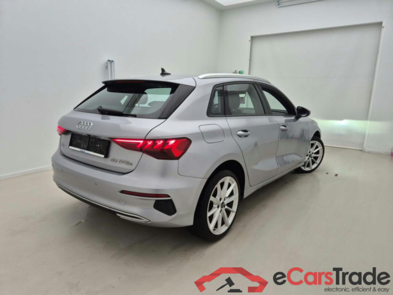 AUDI A3 SPORTBACK 1.4 40 TFSI E ATTRACTION S-TRO #2