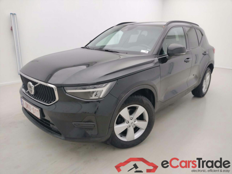 VOLVO XC40 1.5 T2 ESSENTIAL AUT #1