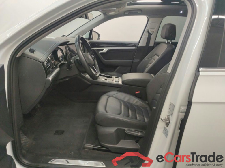 VOLKSWAGEN TOUAREG DIESEL - 2018 3.0 TDi 231 V6 SCR 4Mo Elegance Tipt.(EU6AP) 5d #3