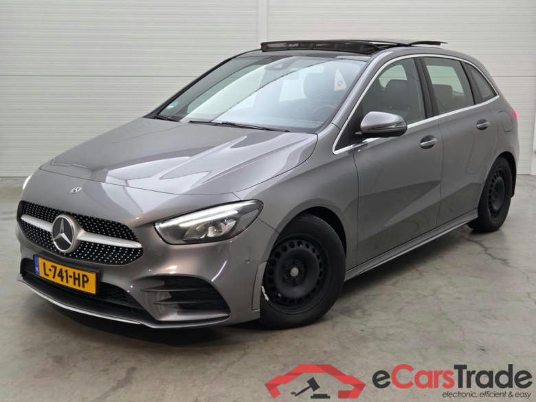 MERCEDES-BENZ B-klasse 180d Launch Edition Premium