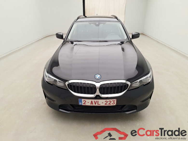 BMW, 3-serie To. '18 PHEV, 320e Touring #1