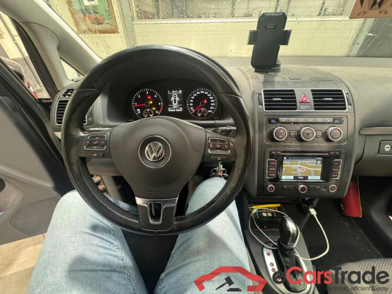 VOLKSWAGEN Touran Dsl 1.6 CR TDi Trendline BMT St./St. 7pl.DSG #5