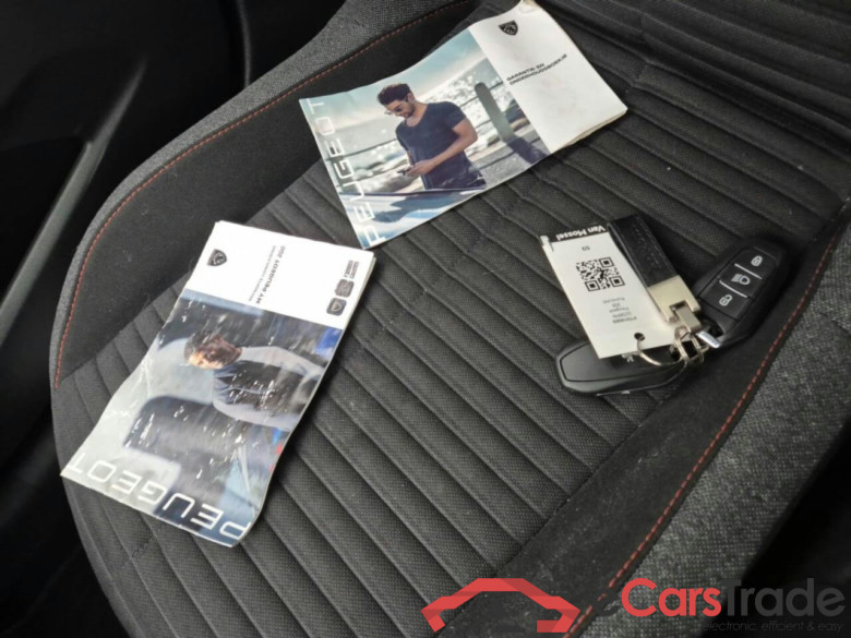 PEUGEOT e-208 Active 50 kWh #6