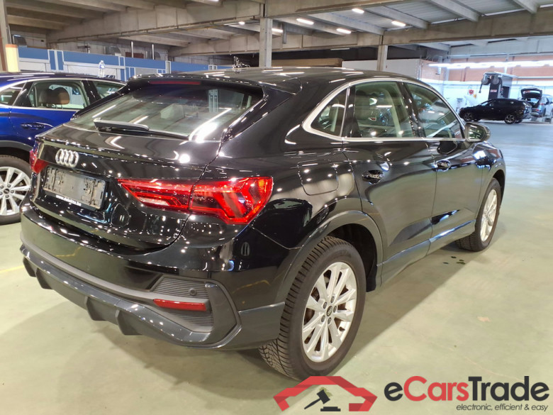 AUDI Q3 Sportback 1.4 45 TFSI E S TRONIC #4