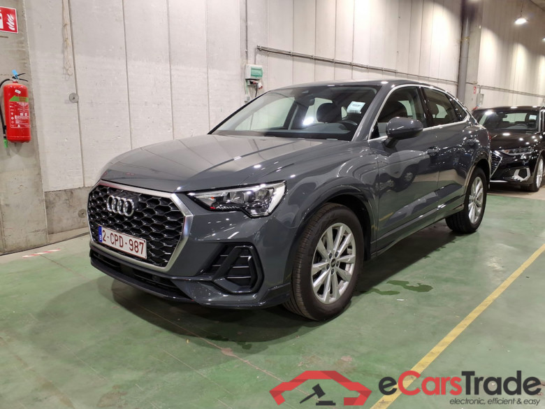 AUDI Q3 Sportback 1.5 35 TFSI S TRONIC BUS. ED. ATTRACTION