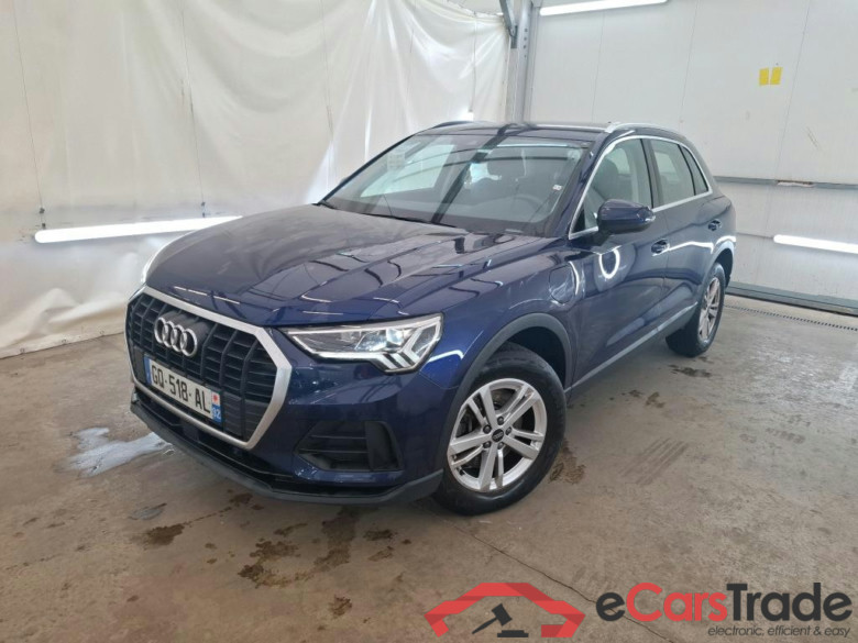 AUDI Q3 / 2018 / 5P / SUV 45 TFSI E 245 S TRONIC BUSINESS LINE #1