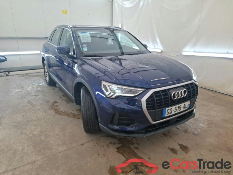 AUDI Q3 / 2018 / 5P / SUV 45 TFSI E 245 S TRONIC BUSINESS LINE #5