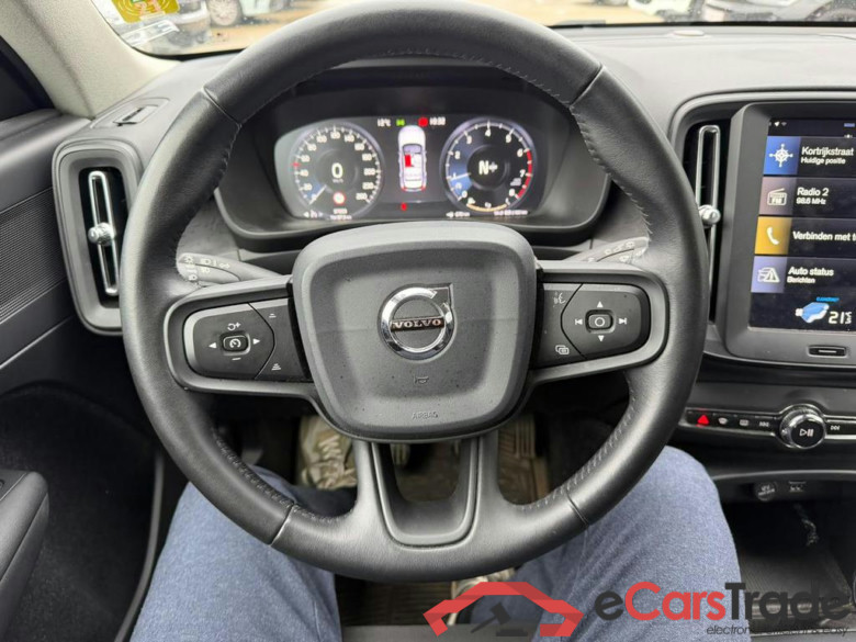 VOLVO XC40 1.5 T3 #5