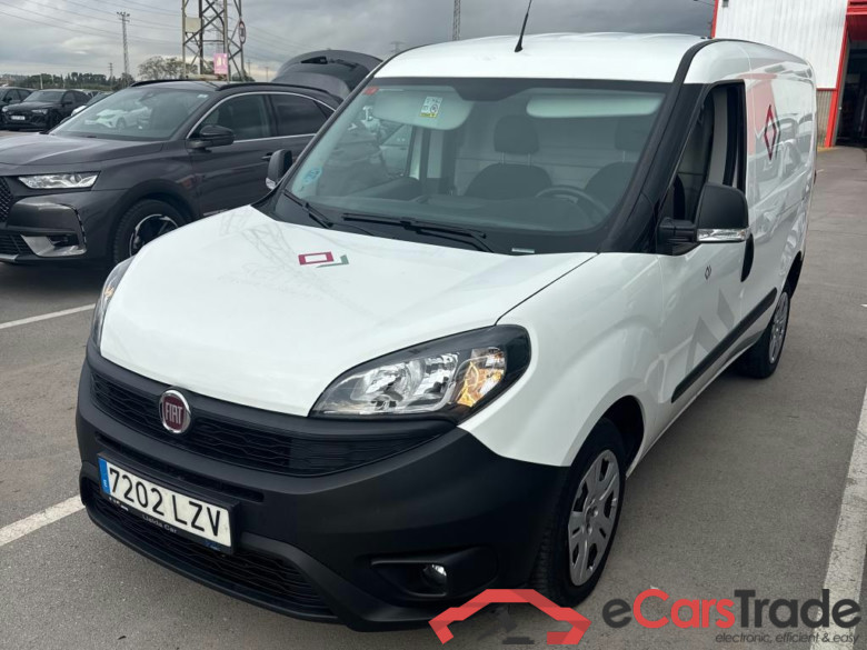 FIAT Doblò Cargo/2015/4P/furgón derivado de turismo Cargo SX 1.6 Mjet 66kW (90CV) #1