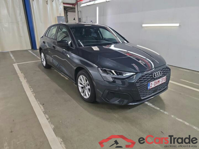 Audi A3 Sportback A3 Sportback 1.0 30 TFSi Attraction 81kW/110pk  5D/P Man-6 (4 seizoenen Banden) - CO2 indicatief #2