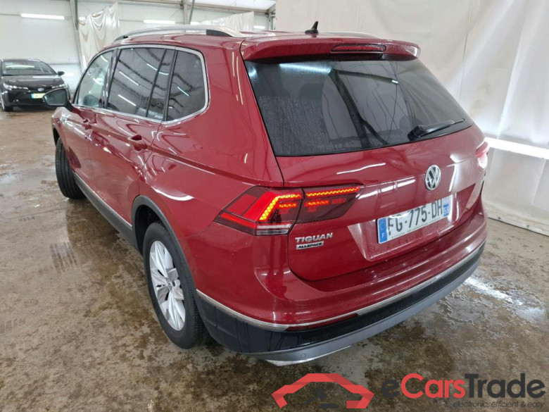 VOLKSWAGEN Tiguan Allspace 5p SUV 20 TDI 150 DSG7 Carat #2