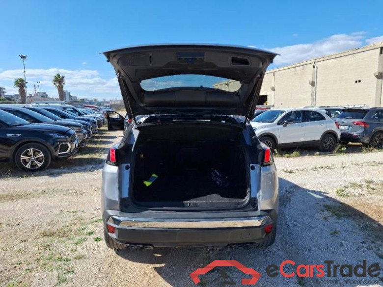 PEUGEOT 3008 / 2020 / 5P / SUV BLUEHDI 130 EAT8 SeS ALLURE #5