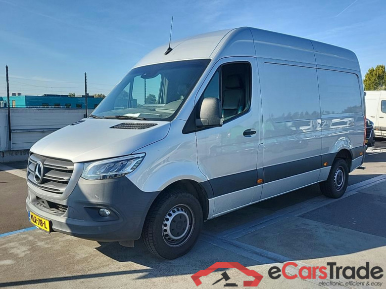 MERCEDES-BENZ Sprinter GB 319CDI L2H2 RWD 3.5t 7G-Tronic VI 4D 140kW #1