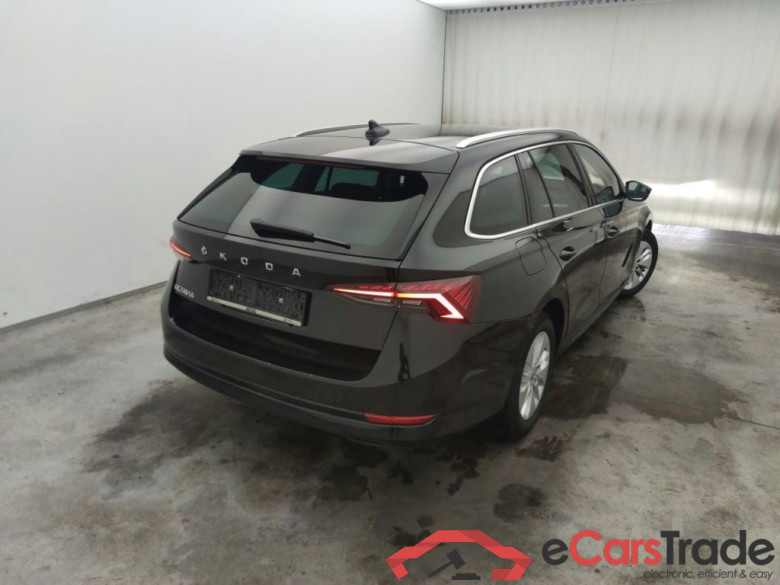 Skoda Octavia Combi 2.0 CRTDI 110kW DSG7 Clever 5d #2