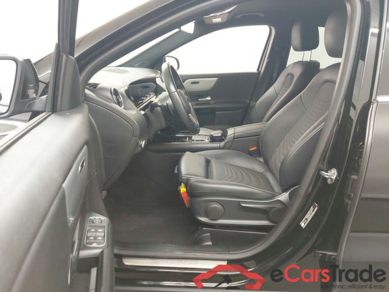 Mercedes-Benz GLA GLA 250e Business Solution 5d #3