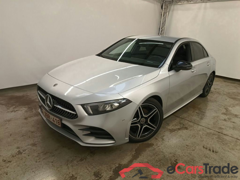 Mercedes-Benz A-Klasse Limousine A 180d Business Solution Aut. 4d