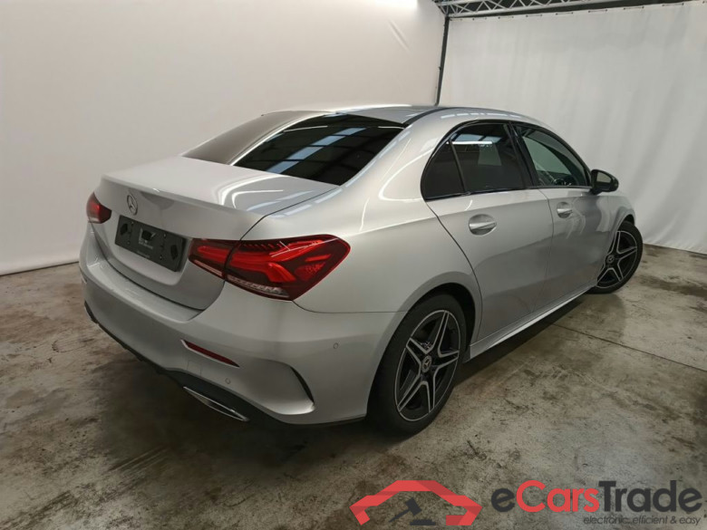 Mercedes-Benz A-Klasse Limousine A 180d Business Solution Aut. 4d #2