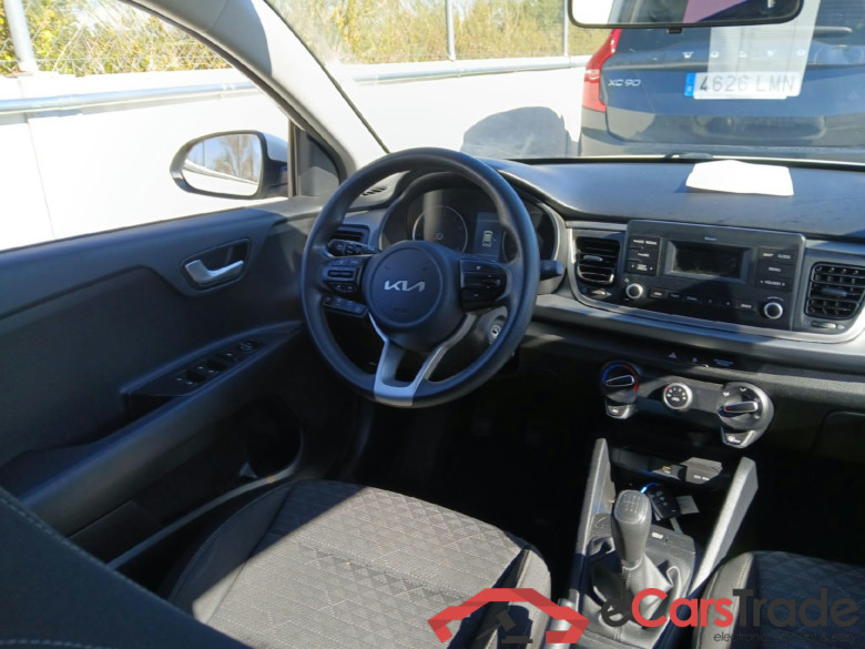 KIA Rio / 2020 / 5P / berlina con portón 1.0 T-GDi 74kW (100CV) MHEV iMT Concept #3