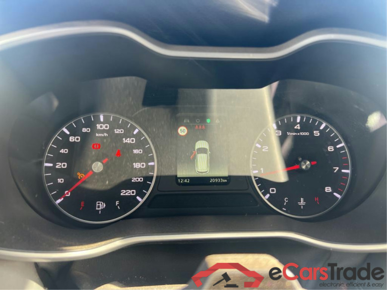 MG ZS / 2021 / 5P / todoterreno 1.5 Comfort #5