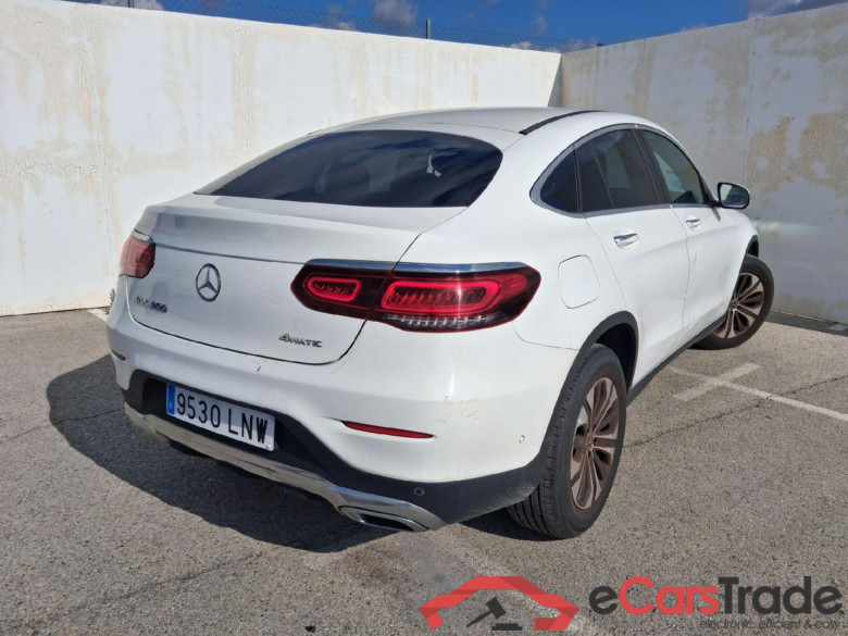 MERCEDES-BENZ GLC Coupé / 2019 / 5P / coupé GLC 300 4MATIC #2