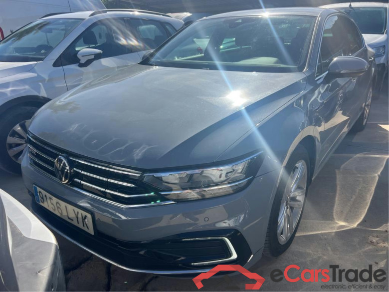 VOLKSWAGEN Passat / 2019 / 4P / sedán GTE 1.4 TSI e-Power 115kW + 85kW DSG