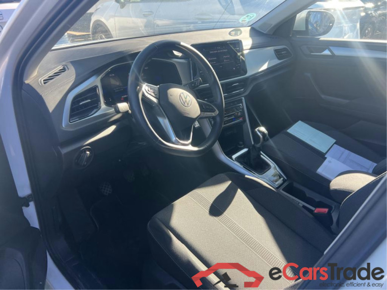 VOLKSWAGEN T-Roc / 2021 / 5P / todoterreno Life 2.0 TDI 85kW (115CV) #3
