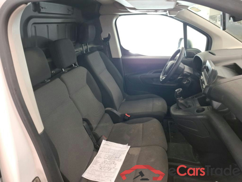 CITROEN Berlingo / 2018 / 4P / Fourgonnette Taille M 650kg BlueHDi 100 BVM Club (Ex 760C) #6