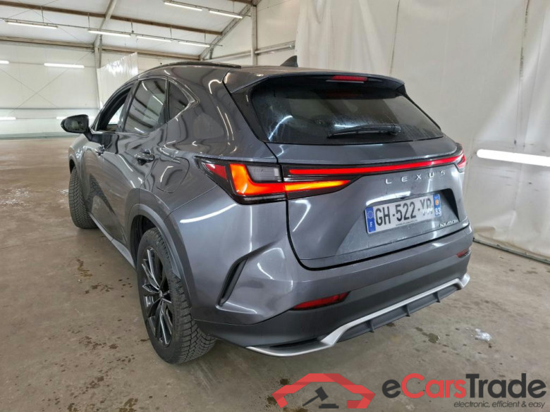LEXUS NX / 2021 / 5P / SUV 450H+ 4WD F SPORT Executive #3
