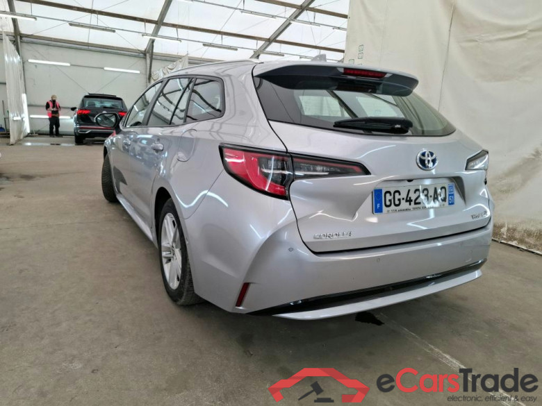 TOYOTA Corolla Touring Sports / 2018 / 5P / Break Hybride 122h Dynamic Business TVU #2