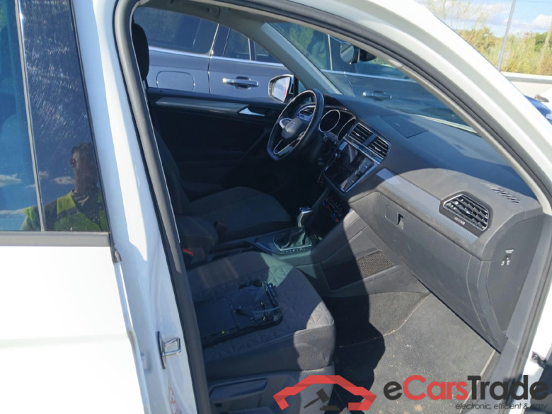 VOLKSWAGEN Tiguan / 2020 / 5P / todoterreno Life 2.0 TDI 110kW (150CV) DSG #6