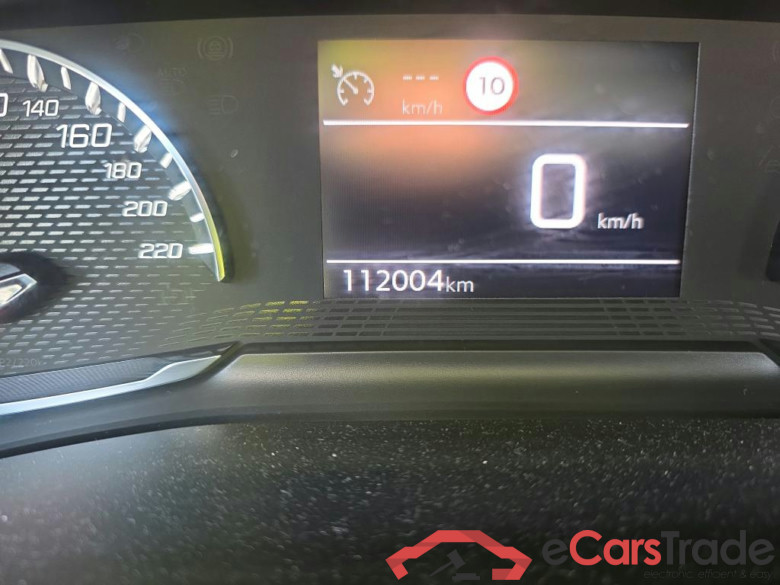 PEUGEOT 208 / 2019 / 5P / berlina con portón BlueHDi 73kW (100CV) Active Pack (AC) #5