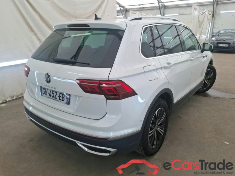 VOLKSWAGEN Tiguan / 2020 / 5P / SUV 2.0 TDI 150 DSG7 Elegance Exclusive #3