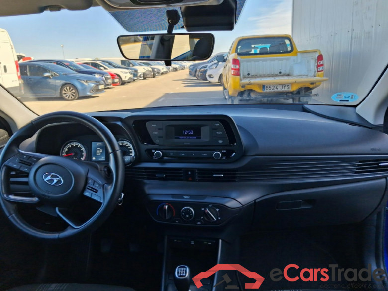 HYUNDAI i20 / 2020 / 5P / berlina con portón 1.2 MPI Essence #3