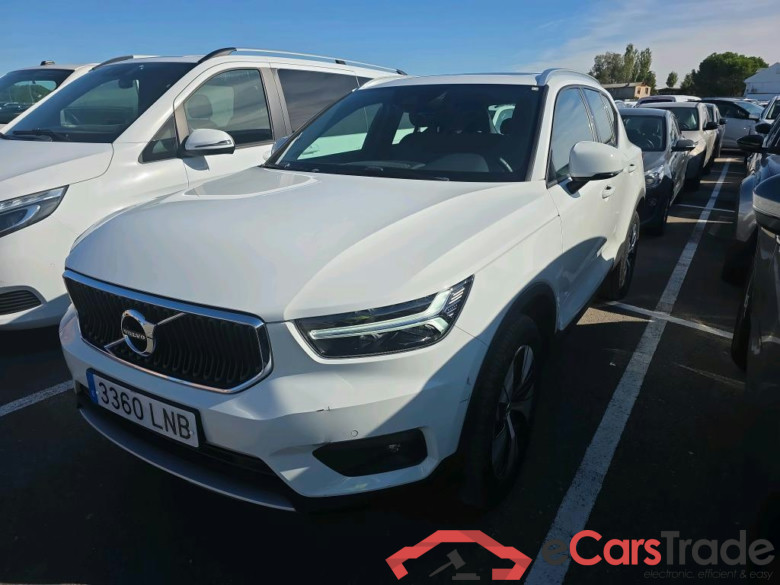 VOLVO XC40 / 2017 / 5P / todoterreno 1.5 T3 Momentum Pro #1