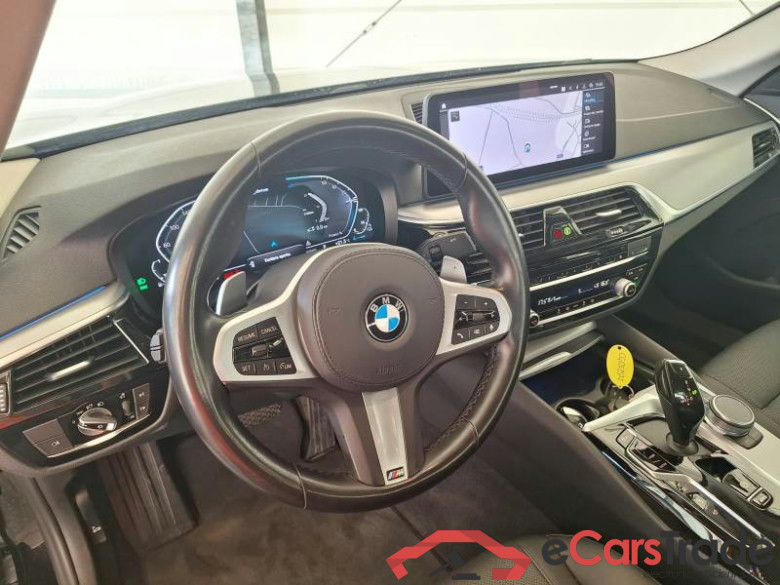 BMW SERIE 5 / 2020 / 4P / BERLINA 530E BUSINESS AUTO #3