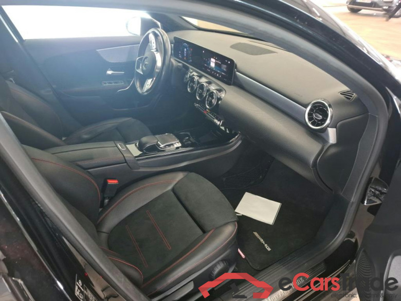 MERCEDES-BENZ Classe A Berline 5p Berline A 200 AMG Line 7G-DCT #6