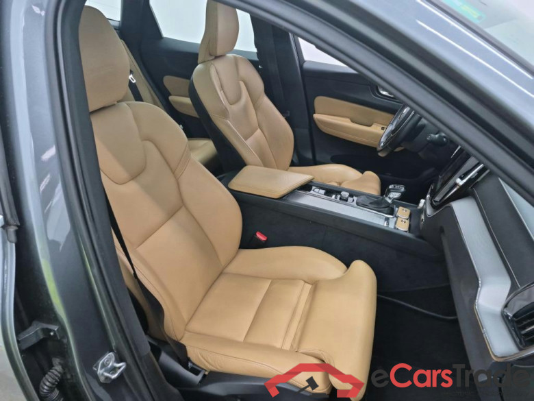 VOLVO XC60 5p SUV D4 AdB 190 GearTronic 8 Inscription Luxe #6