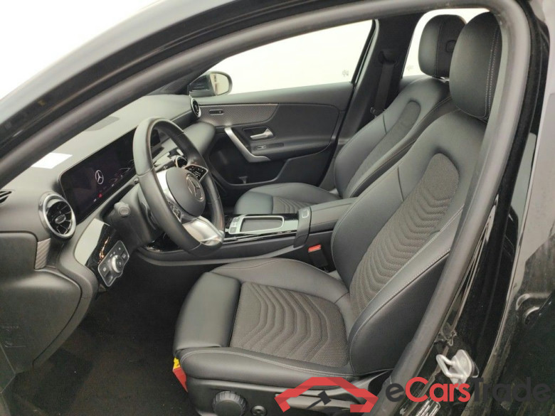 Mercedes-Benz Classe A A 180 Business Line 5d #3