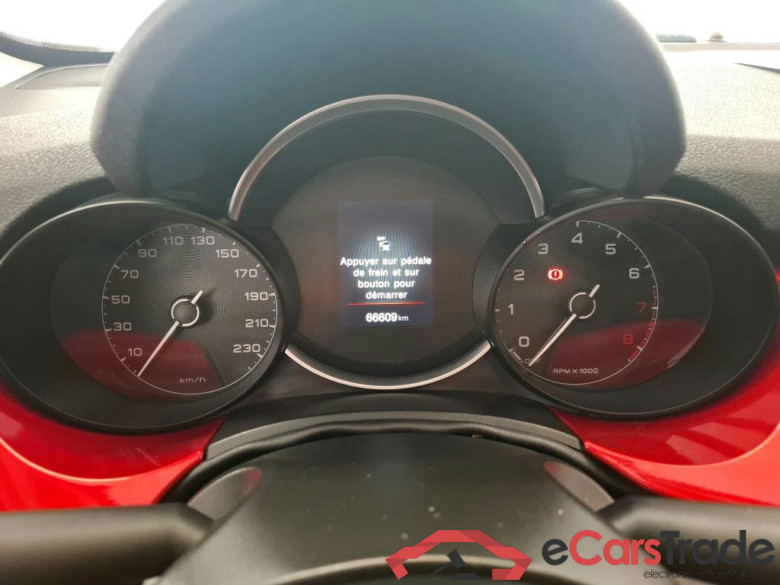 FIAT 500X / 2018 / 5P / SUV 1.3 FFly T T4 150ch DCT Cross #6