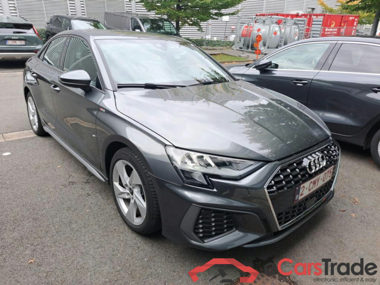 AUDI A3 BERLINE 1.5 TFSI 35 110KW S LINE